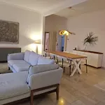 Villa Magnolia - High Standing Floor
