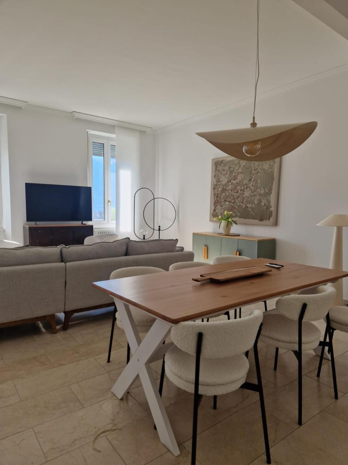 Magnolia - High Standing Floor